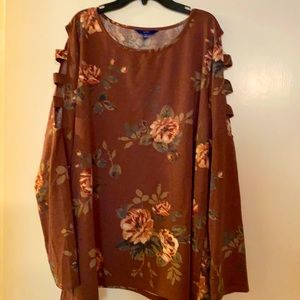NWT cold shoulder long sleeve top